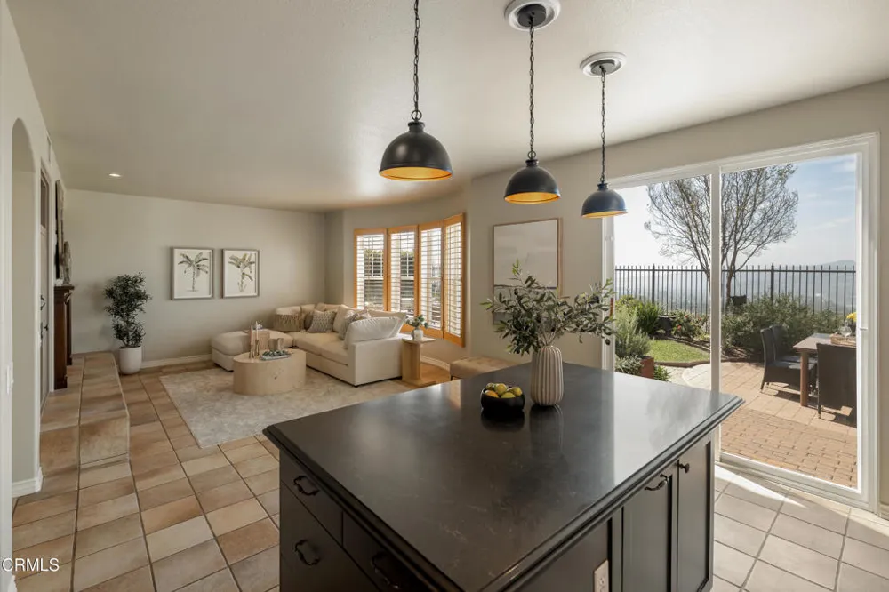 710 W Owen Court Altadena, CA 91001