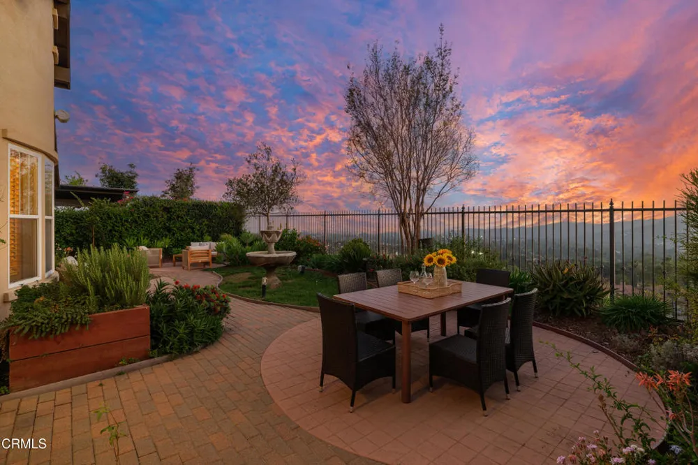 710 W Owen Court Altadena, CA 91001