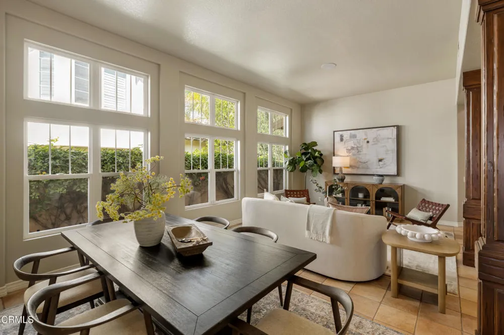 710 W Owen Court Altadena, CA 91001