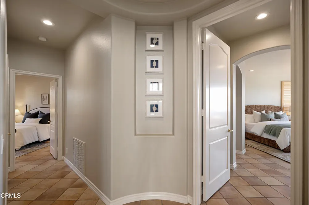 710 W Owen Court Altadena, CA 91001