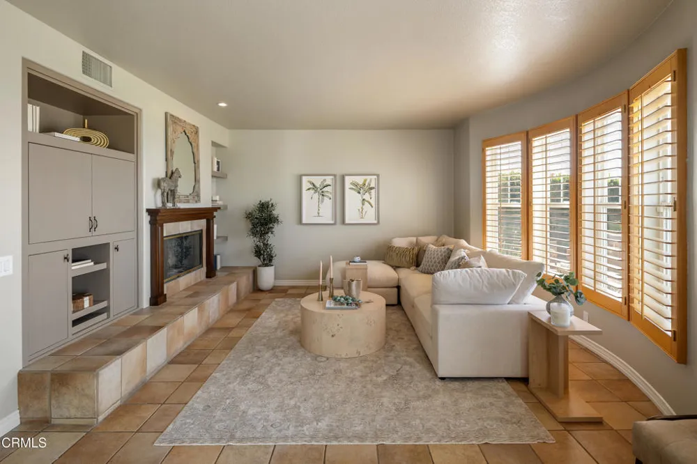 710 W Owen Court Altadena, CA 91001