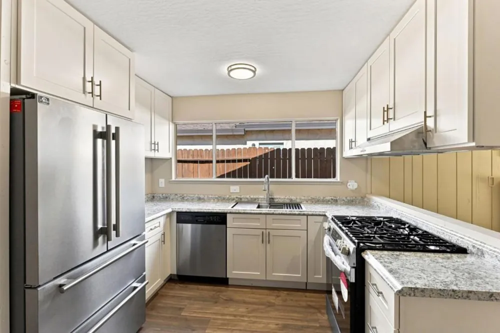 4716 Stonehurst Way Sacramento, CA 95842