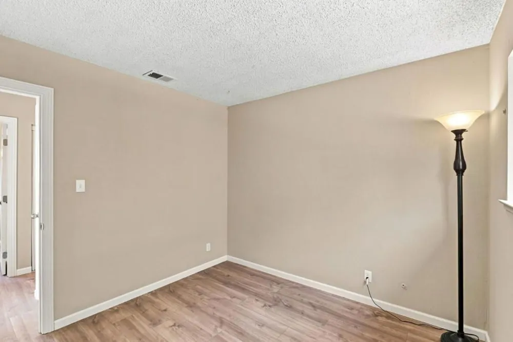 4716 Stonehurst Way Sacramento, CA 95842