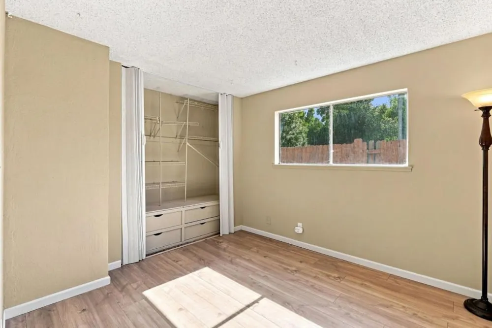 4716 Stonehurst Way Sacramento, CA 95842