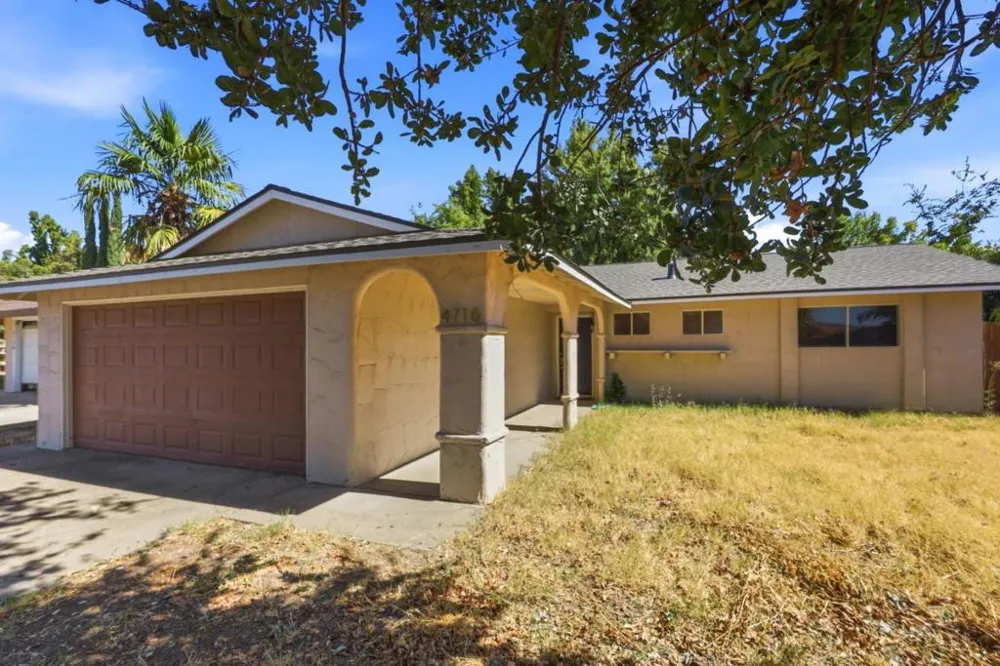 4716 Stonehurst Way Sacramento, CA 95842