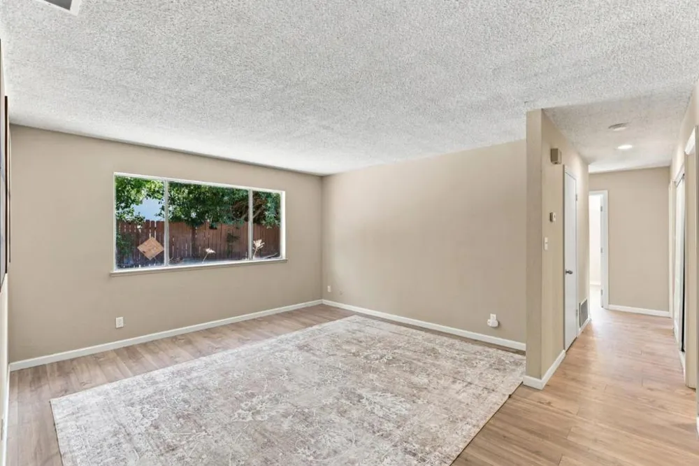 4716 Stonehurst Way Sacramento, CA 95842