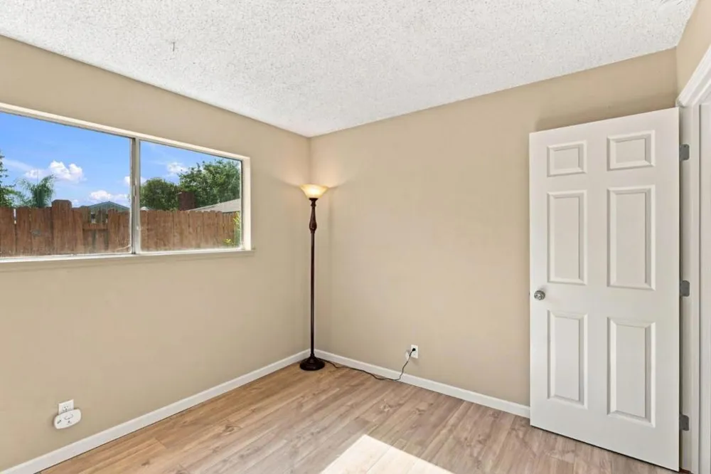 4716 Stonehurst Way Sacramento, CA 95842