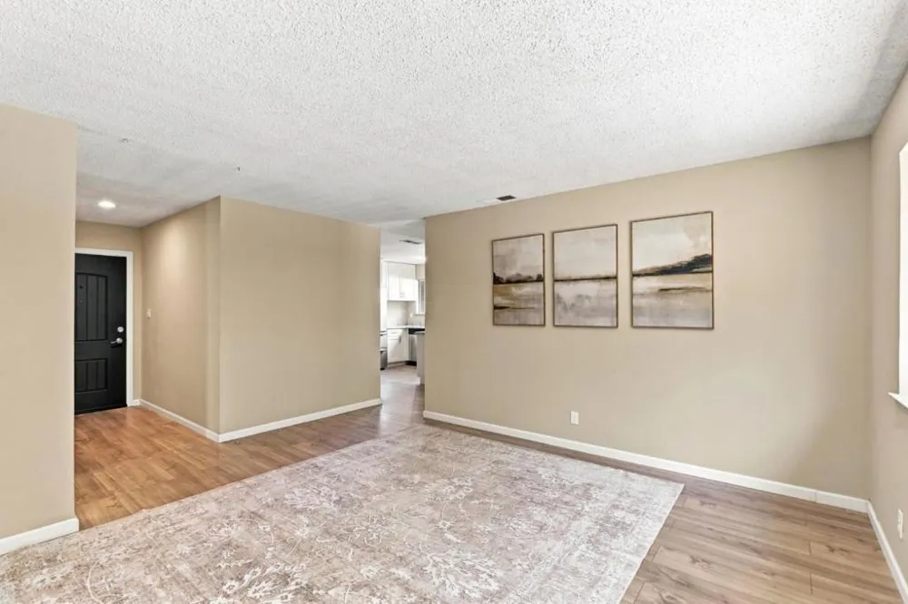 4716 Stonehurst Way Sacramento, CA 95842