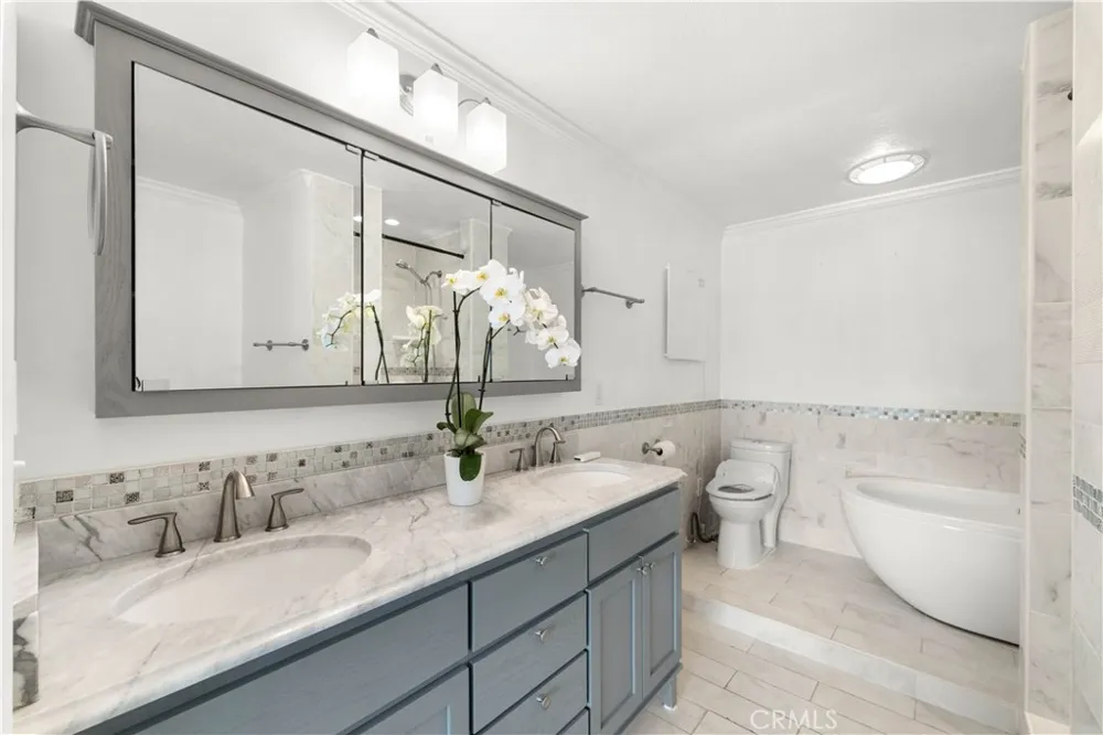 1 Cresta Verde Drive Rolling Hills Estates, CA 90274