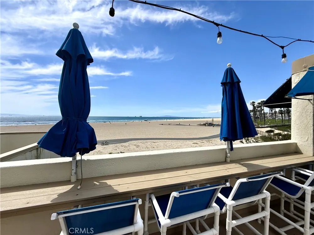 711 Pacific Coast #106 Huntington Beach, CA 92648