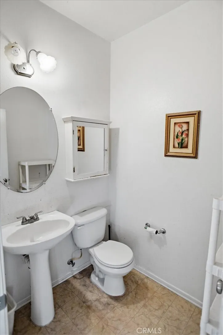 43145 Carpenter Lancaster, CA 93535