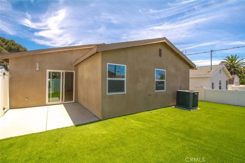 8258 Bennett Avenue Fontana, CA 92335