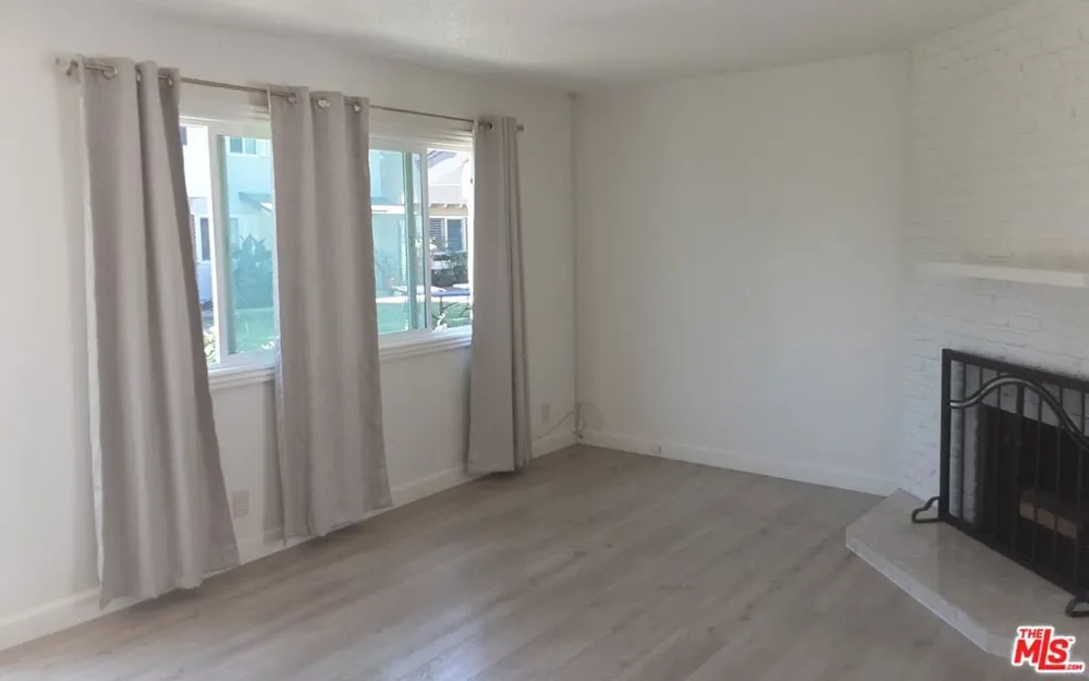 19913 Lures Lane Huntington Beach, CA 92646