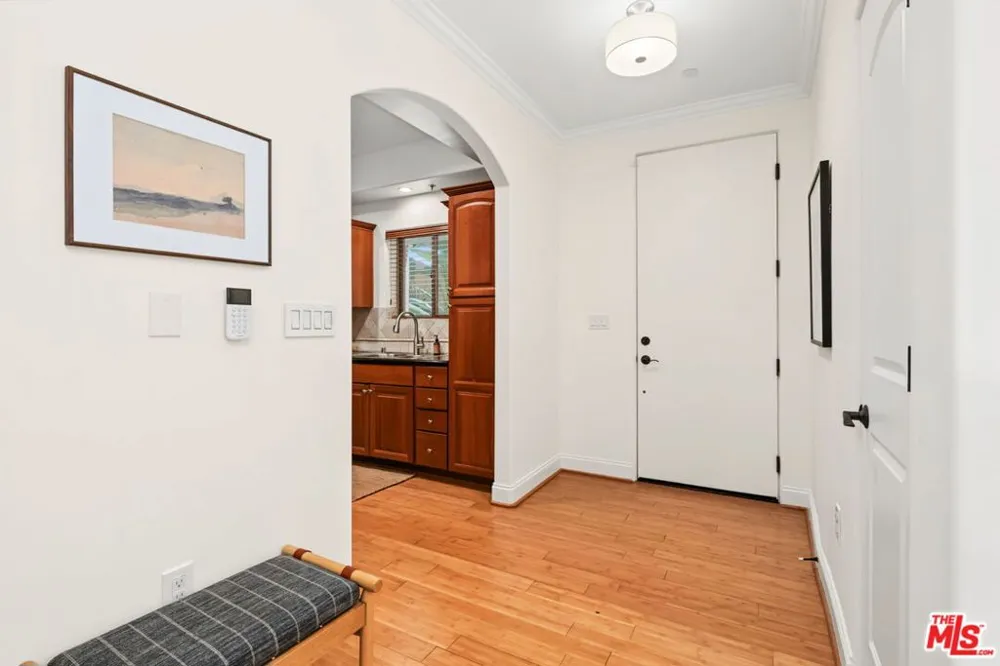 1511 Camden Avenue #103 Los Angeles, CA 90025