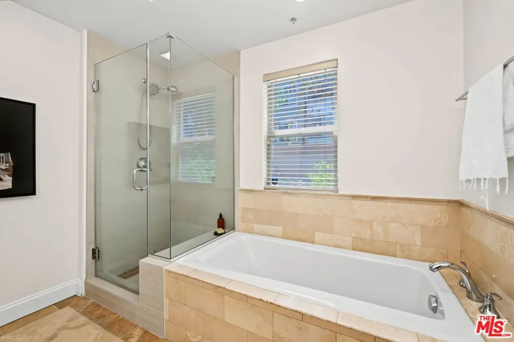 1511 Camden Avenue #103 Los Angeles, CA 90025
