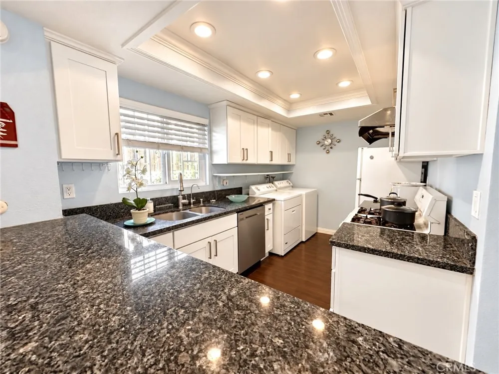 4179 Walnut Grove Avenue Rosemead, CA 91770