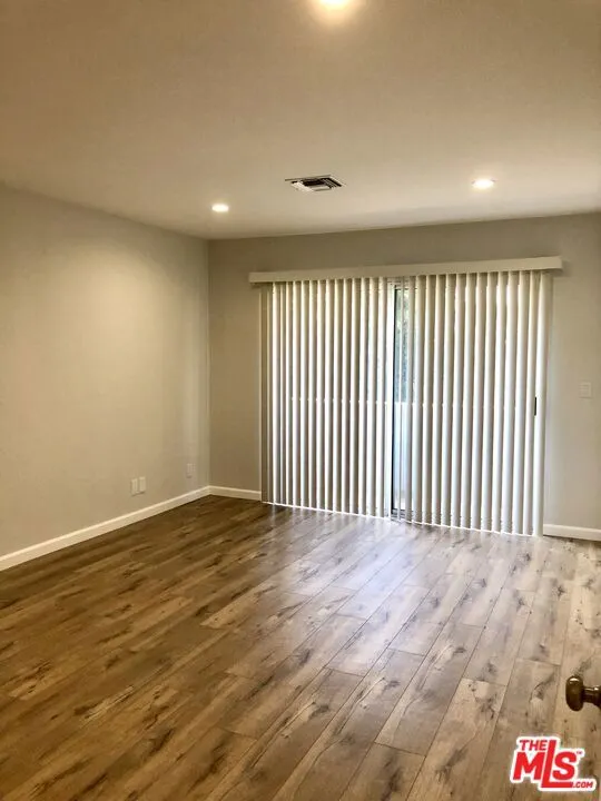 11520 WYOMING AVENUE #1 Los Angeles, CA 90025