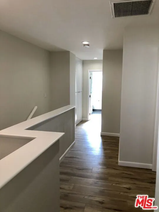 11520 WYOMING AVENUE #1 Los Angeles, CA 90025