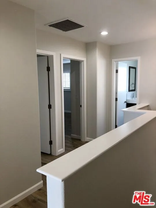11520 WYOMING AVENUE #1 Los Angeles, CA 90025