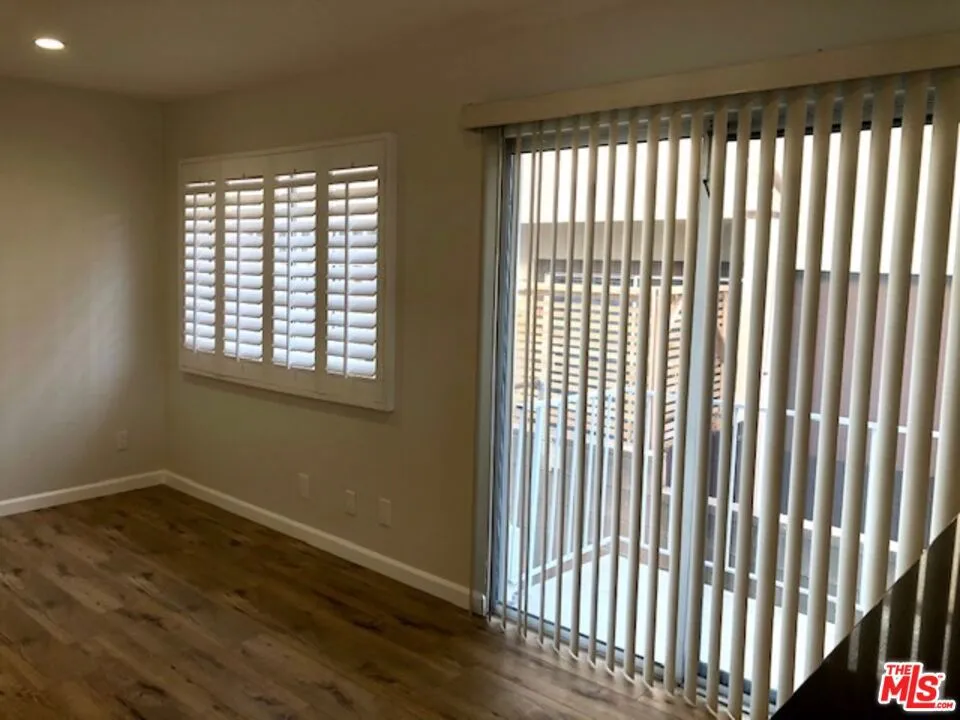 11520 WYOMING AVENUE #1 Los Angeles, CA 90025