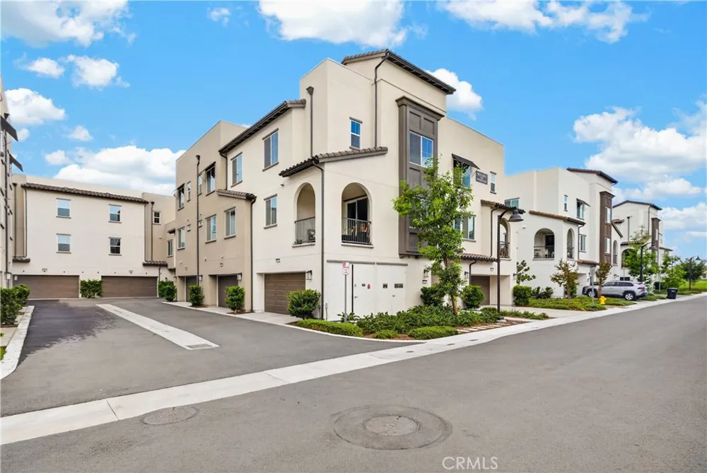 16140 Spicebush Ln Chino, CA 91708