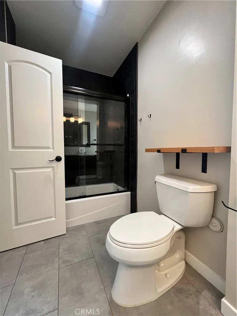 3904 W 147th Place Hawthorne, CA 90250