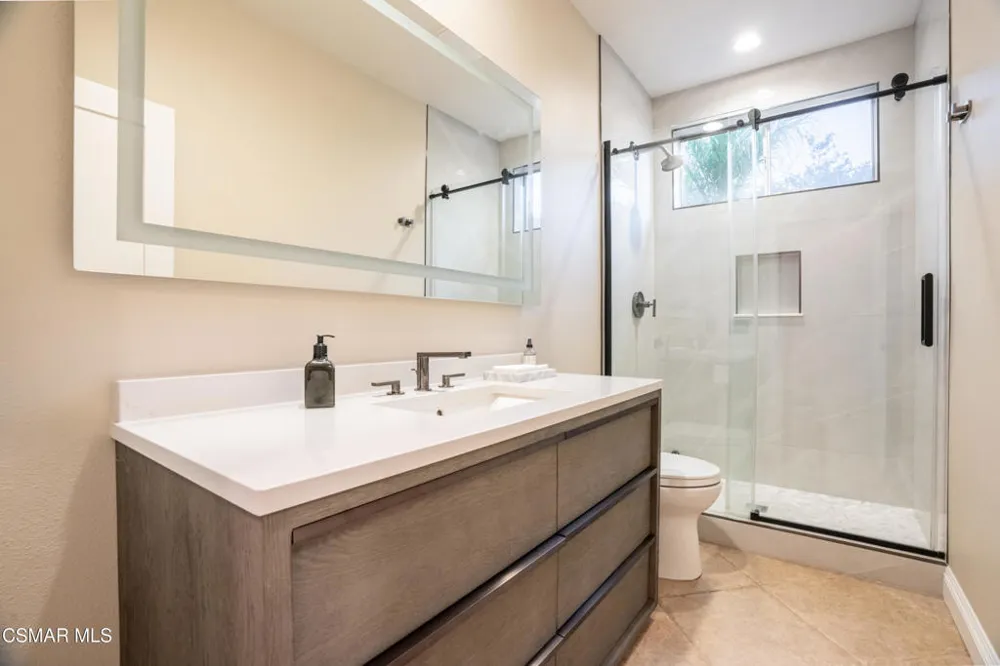 5266 Via Capote Thousand Oaks, CA 91320