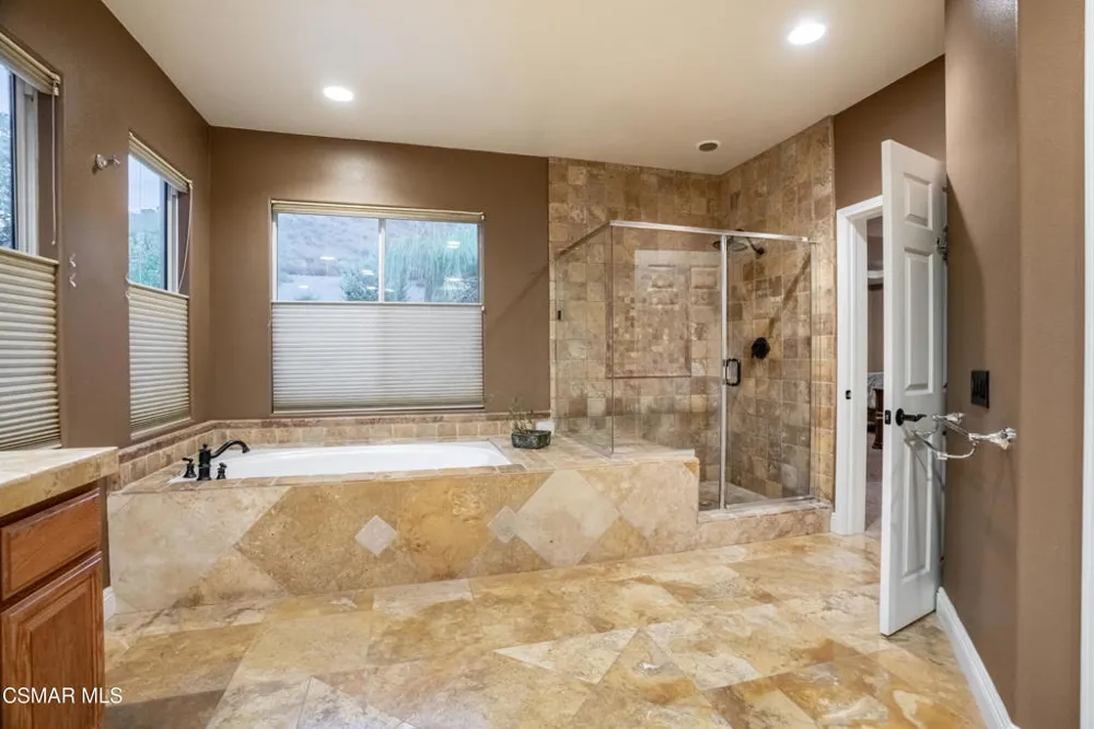 5266 Via Capote Thousand Oaks, CA 91320