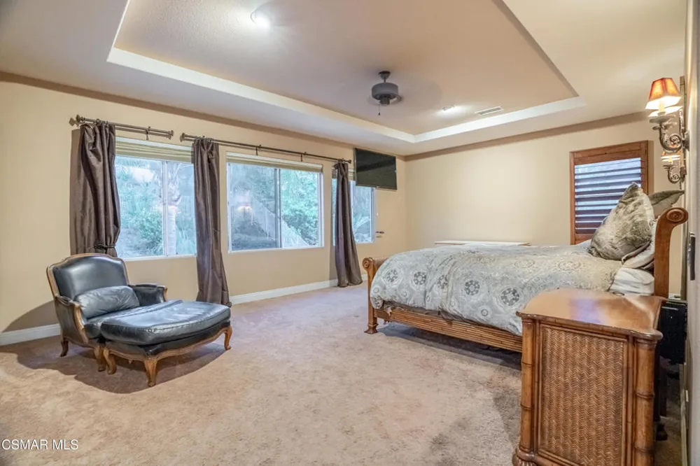 5266 Via Capote Thousand Oaks, CA 91320