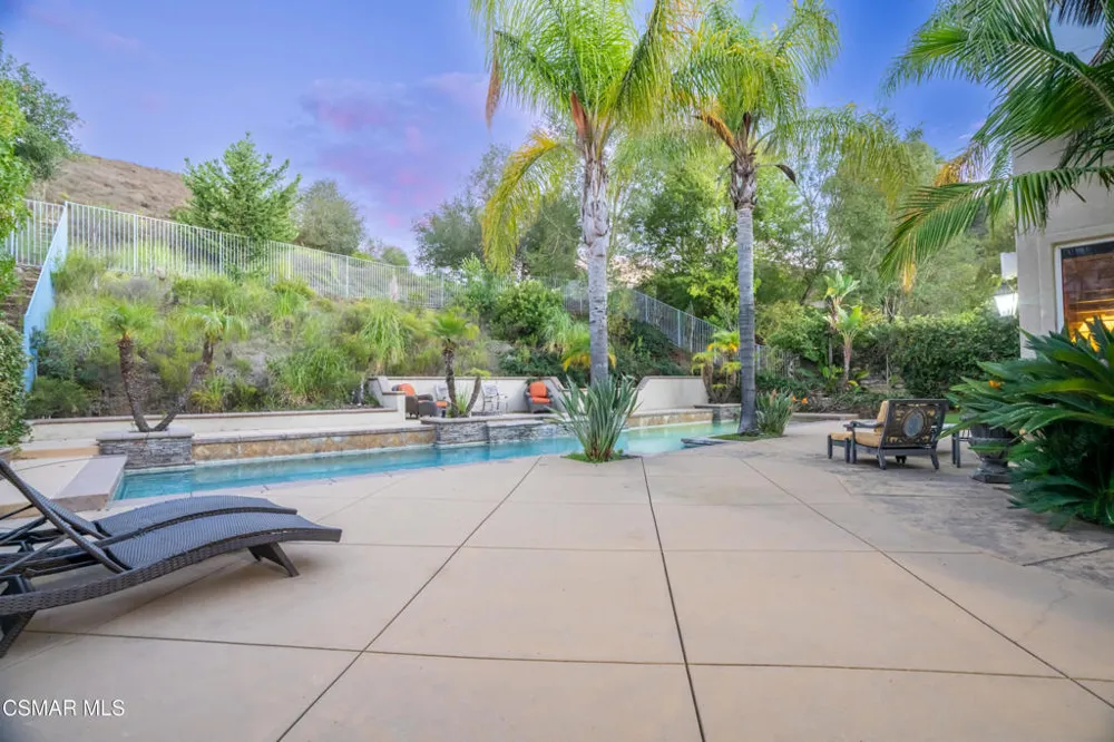 5266 Via Capote Thousand Oaks, CA 91320
