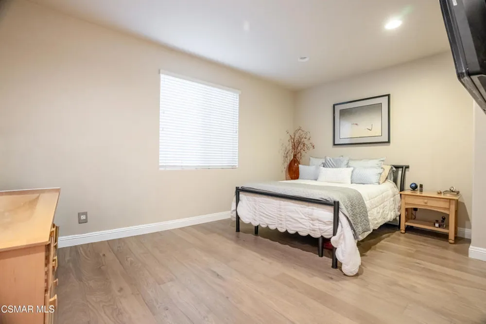 5266 Via Capote Thousand Oaks, CA 91320