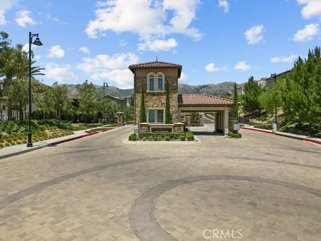 20661 W Beech Porter Ranch, CA 91326