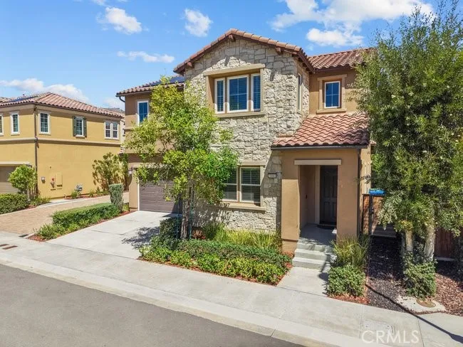 20661 W Beech Porter Ranch, CA 91326