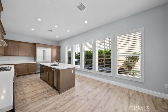 20661 W Beech Porter Ranch, CA 91326