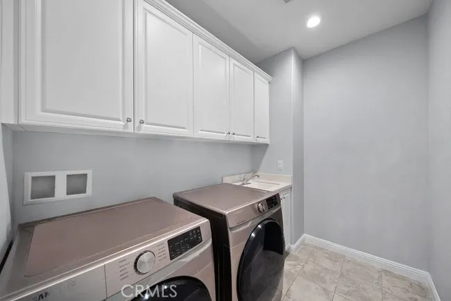 20661 W Beech Porter Ranch, CA 91326