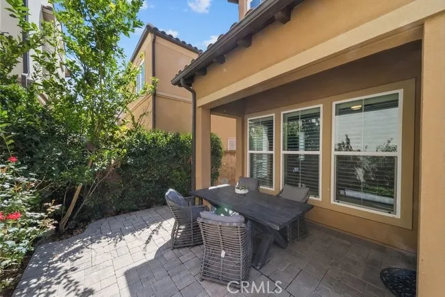 20661 W Beech Porter Ranch, CA 91326