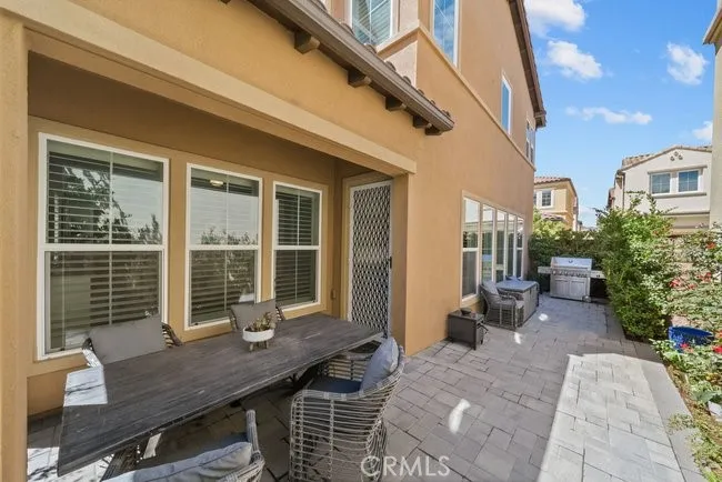 20661 W Beech Porter Ranch, CA 91326