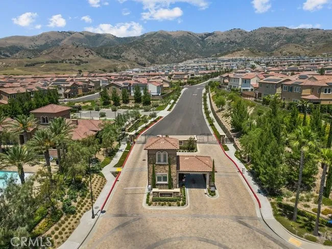 20661 W Beech Porter Ranch, CA 91326