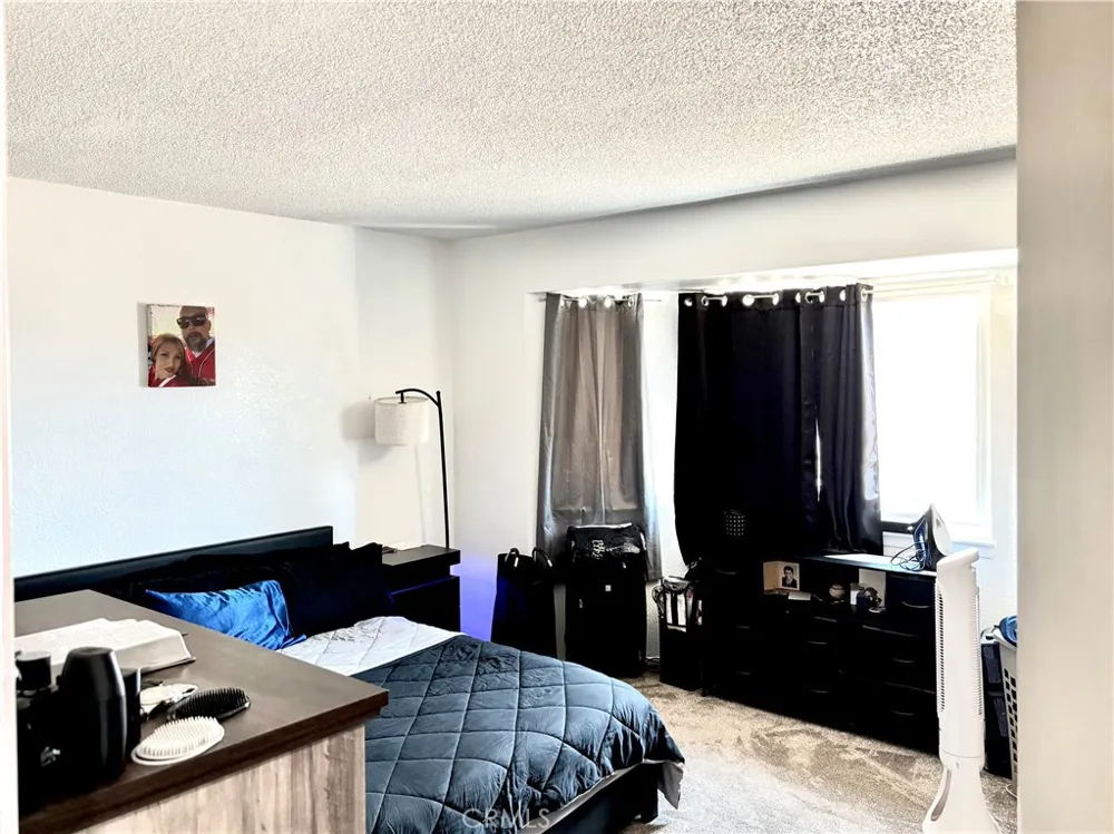 18805 Yucca Hesperia, CA 92345