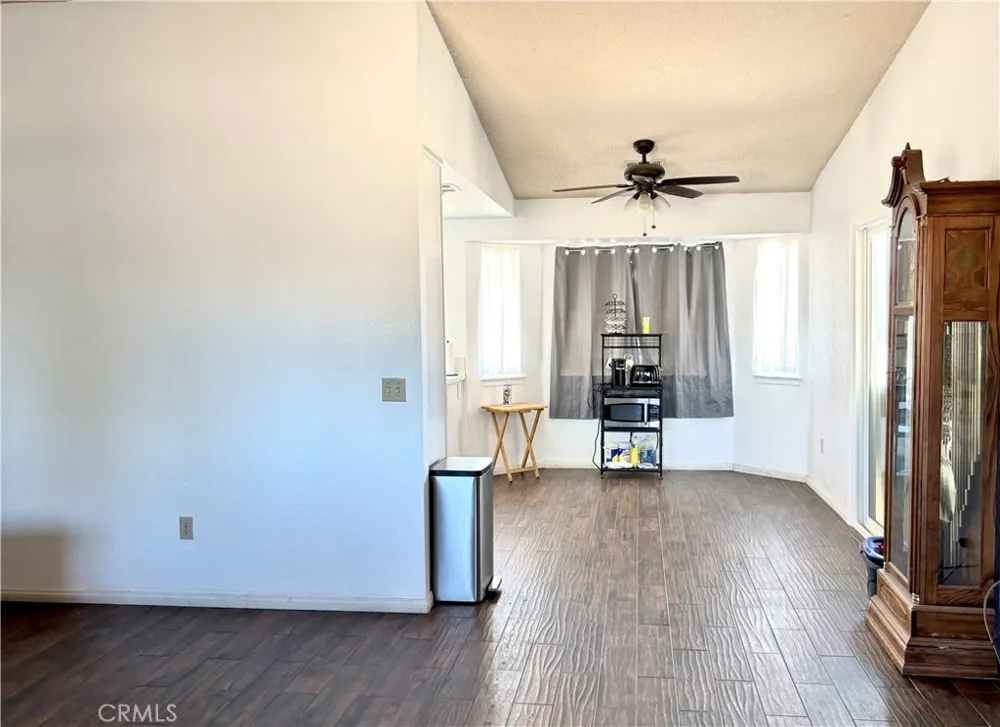 18805 Yucca Hesperia, CA 92345