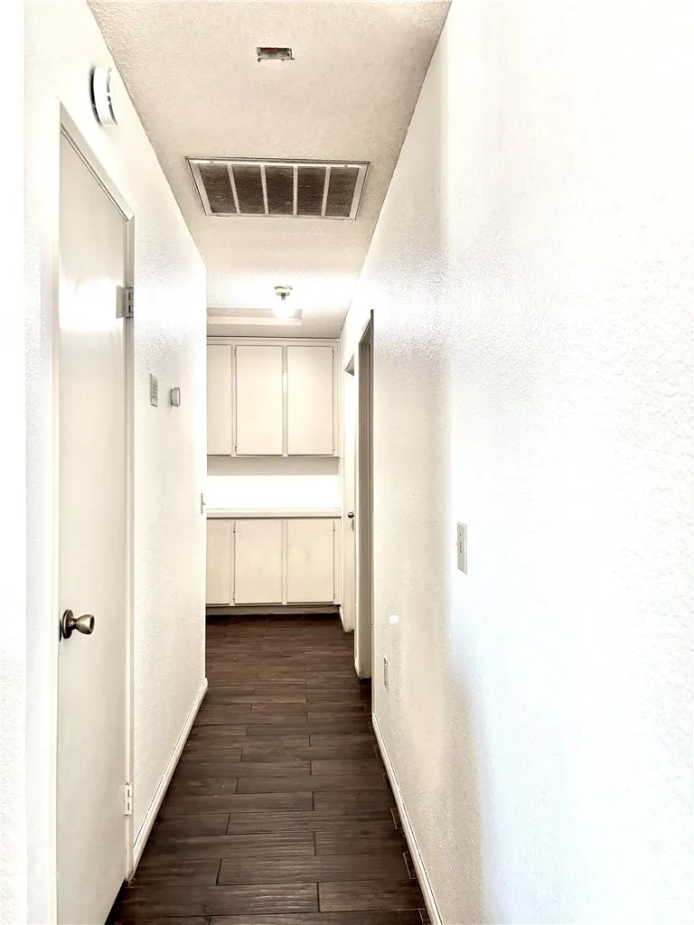 18805 Yucca Hesperia, CA 92345