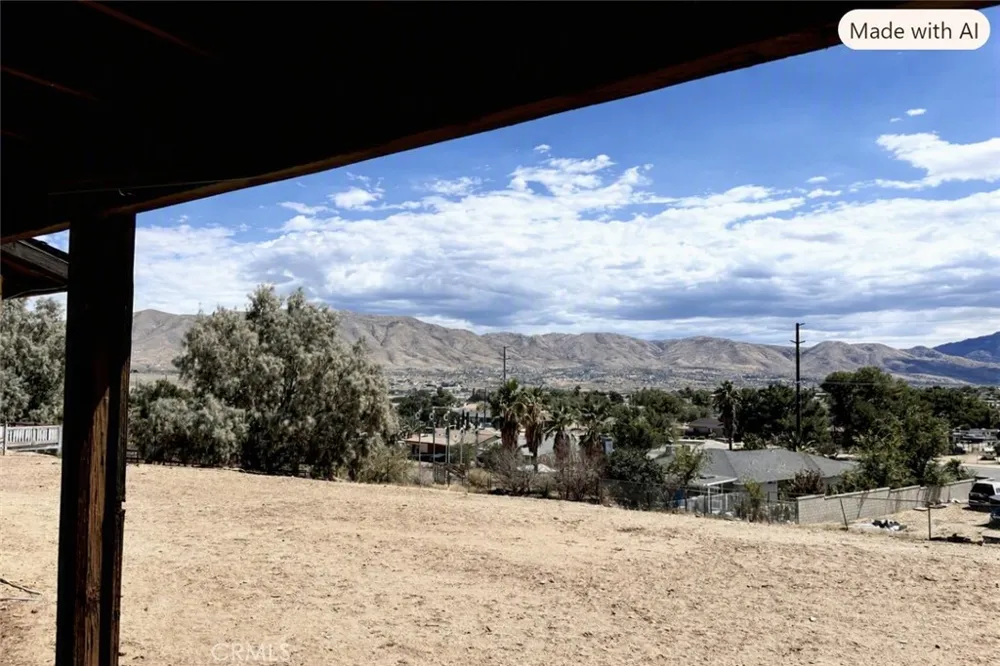 18805 Yucca Hesperia, CA 92345