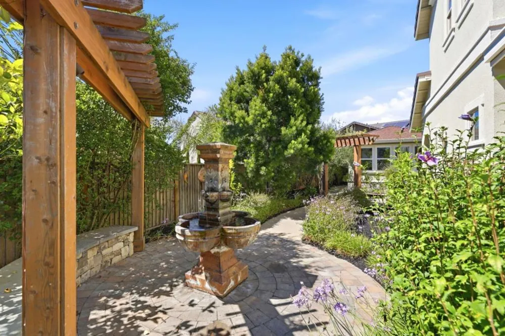 10115 Ridgeline Court Dublin, CA 94568
