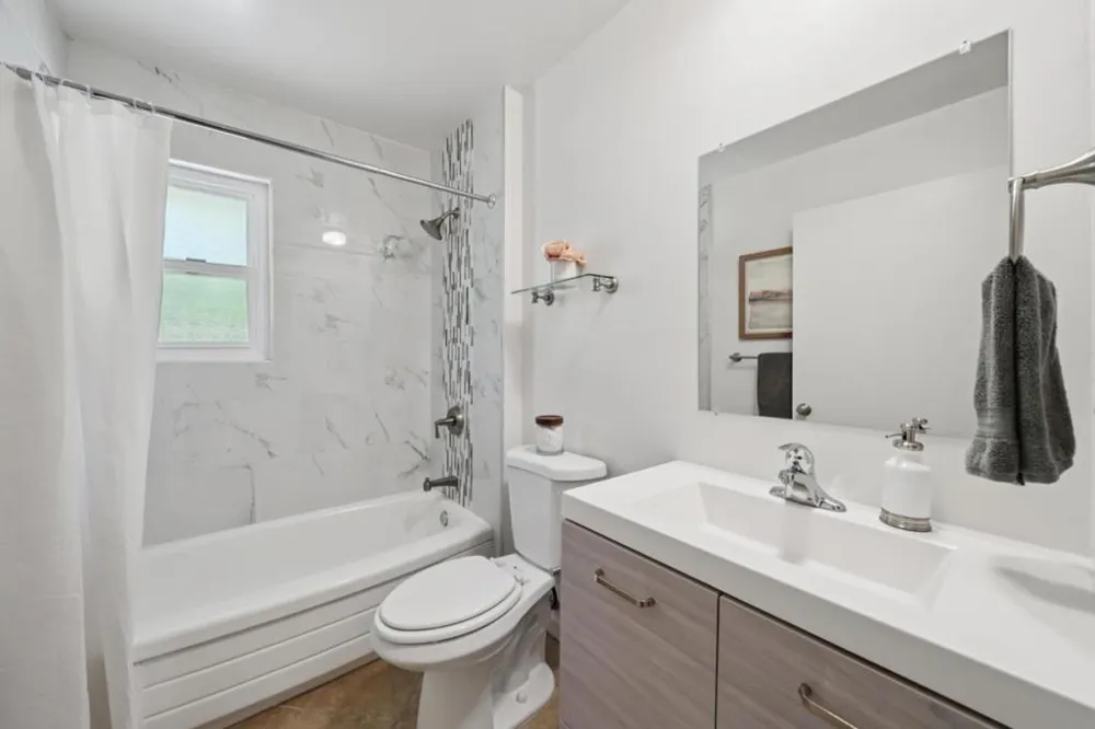 14225 Lora Drive #102 Los Gatos, CA 95032
