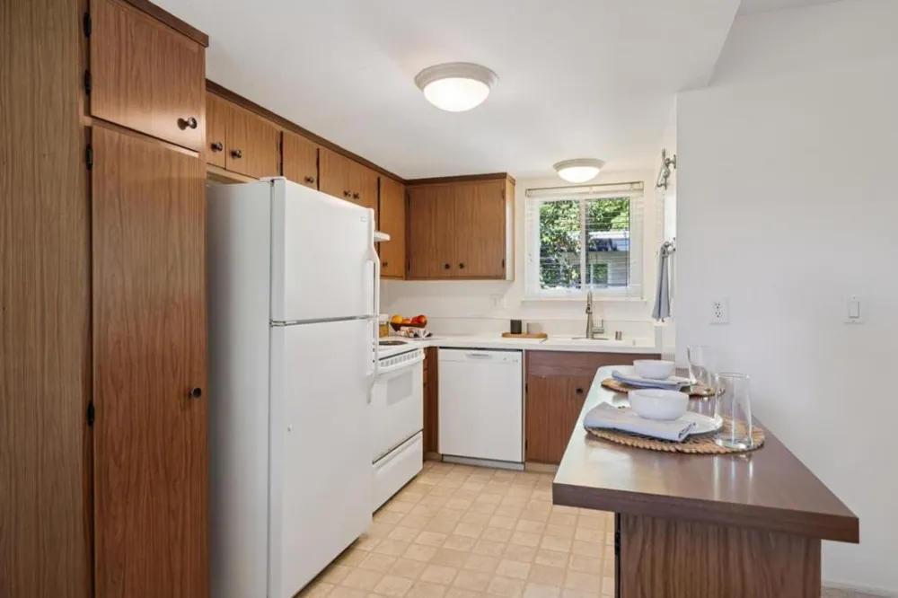 14225 Lora Drive #102 Los Gatos, CA 95032