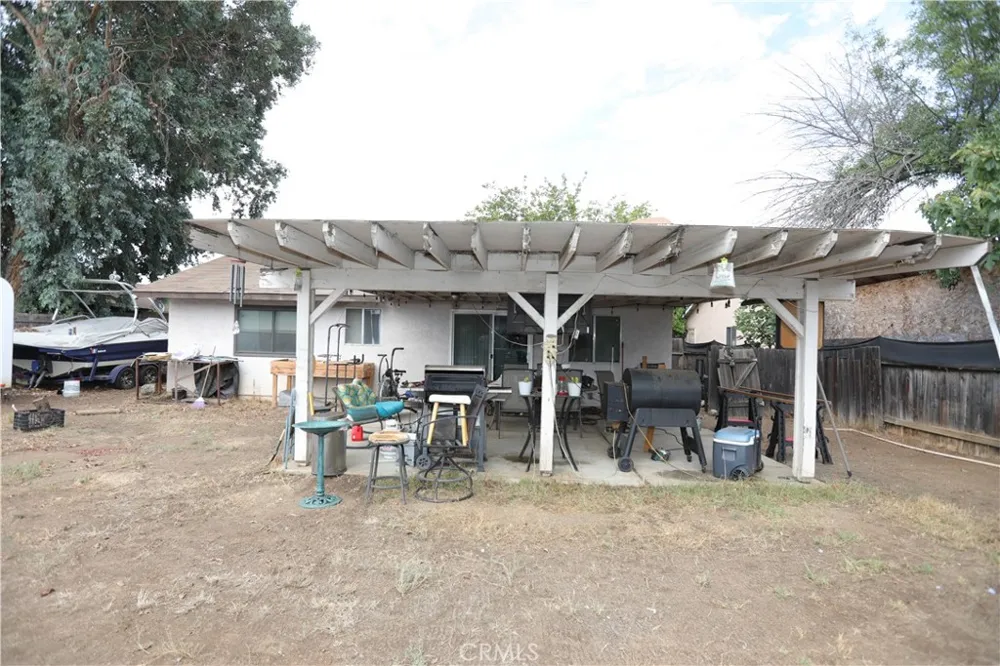 14878 Silvertree Moreno Valley, CA 92553