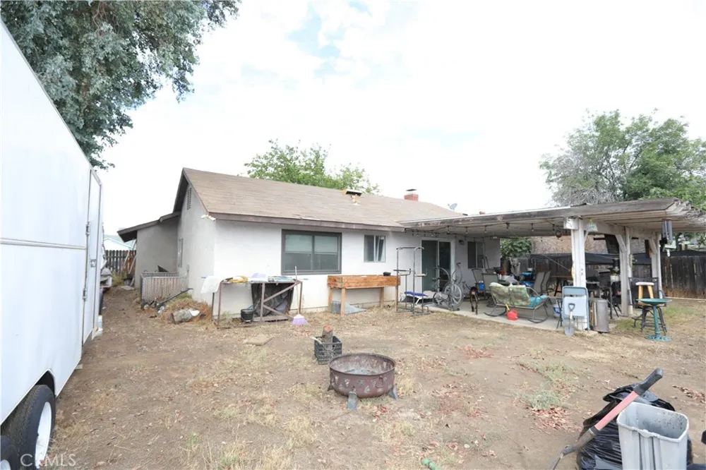 14878 Silvertree Moreno Valley, CA 92553
