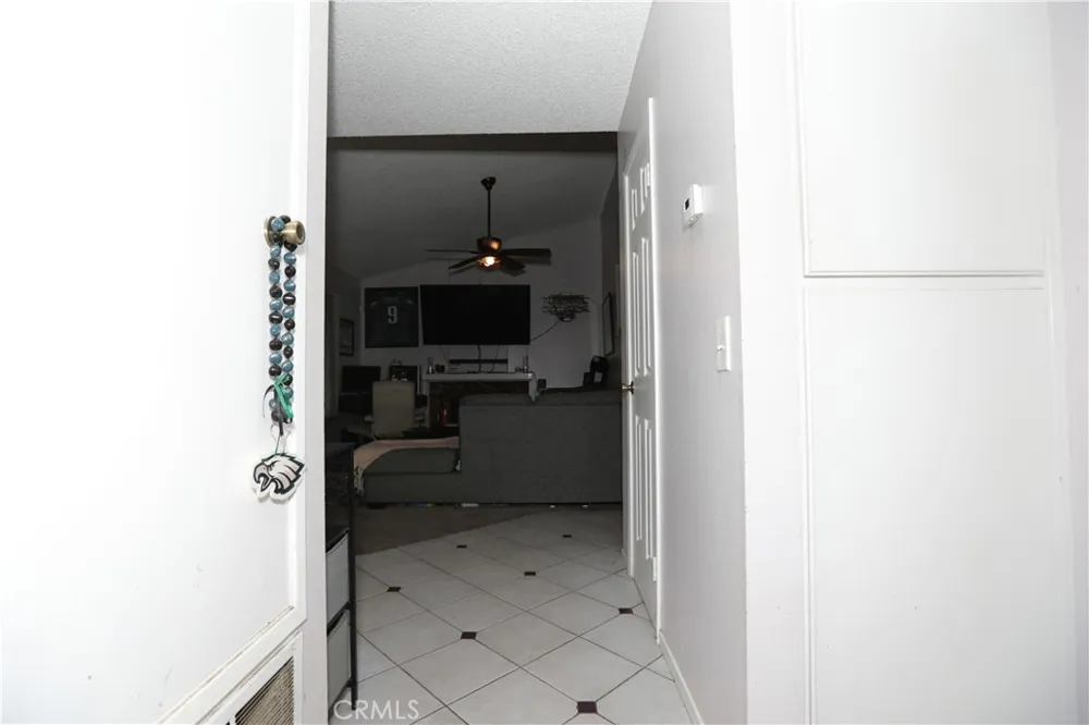 14878 Silvertree Moreno Valley, CA 92553