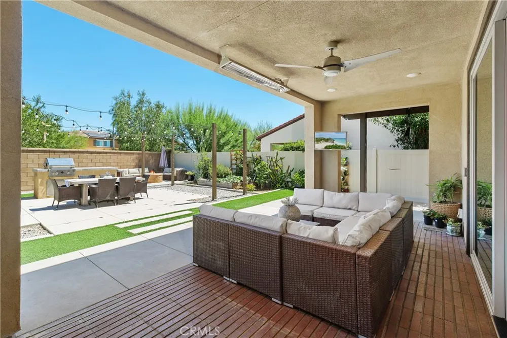 34830 Heartland Murrieta, CA 92563
