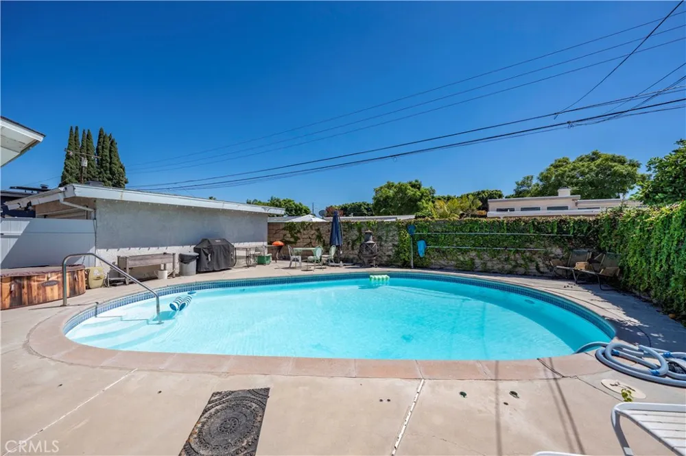 15438 Fernview Street Whittier, CA 90604
